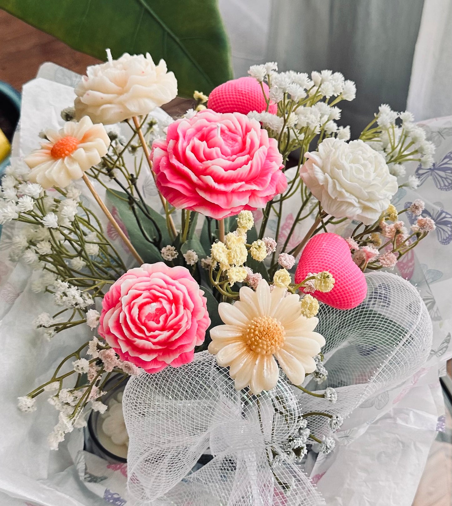 Candle Flower Arrangements – A Unique Blend of Elegance & Fragrance